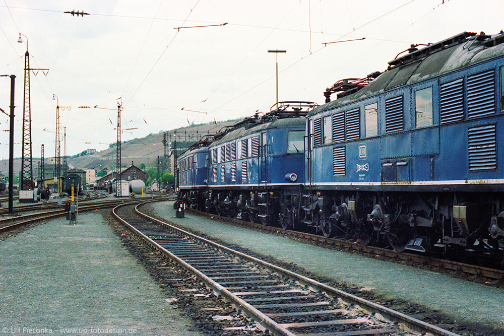 3x E18 im Bahnbetriebswerk Würzburg 1984